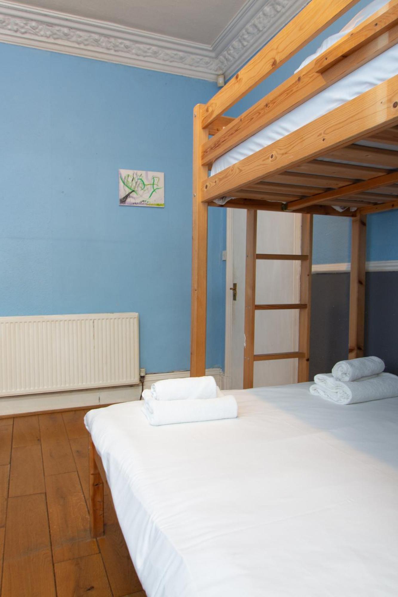 Comfy Private Room Near Mcr Centre แมนเชสเตอร์ ภายนอก รูปภาพ